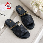 🎀 LV Slipper for Girls 🎀
✨ Unique Design
✨ Size : 36-37-38-39-40-41