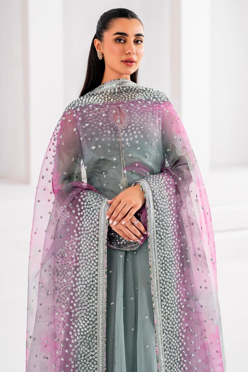 Brand Name  *JAZMIN* 
*3 colors available* 
Most demanded  maxi
Chiffion.  *MAXI*
Dupptta.  *NET*
Trouser .  *SLIK