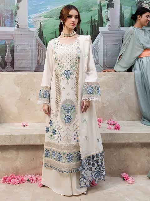 Brand :*MAHNUR Luxcury Cotton Lawn*

FABRIC
Lawn Cotton With Chiffion  EMBRODIRY DUPPTTAA