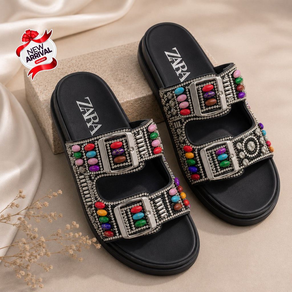 🎀 Zara Premium Quality Comfortable Slippers For Girls 🎀
✨Size : `36-37-38-39-40-41`
✨ Imported Upper
✨*Medicated PU Sole*
✨With Brand Box 📦