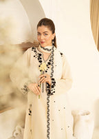 PARTY SUIT WORN BY NEELUM MUNIR
Unstitch Replica

FABRIC
Shirt: ORGANZA
Dupatta: NET
Trouser: MALAI