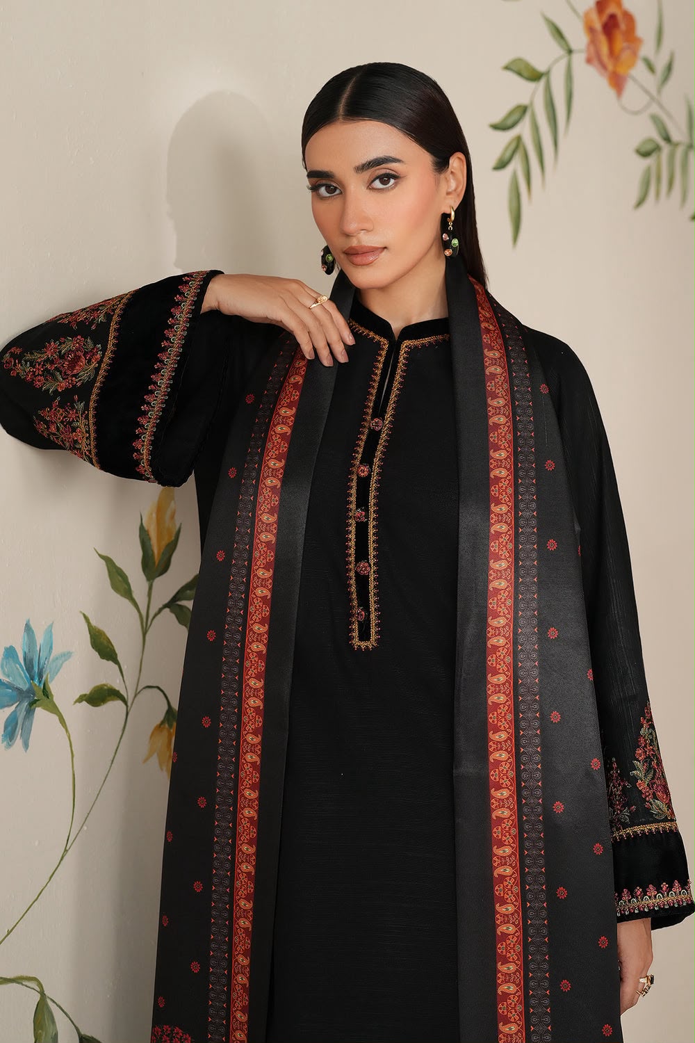 PARTY SUIT WORN BY NEELUM MUNIR
Unstitch Replica

FABRIC
Shirt: ORGANZA
Dupatta: NET
Trouser: MALAI