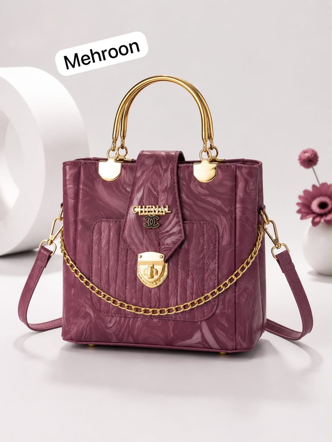 ❤️Chenal Front Lock Cross Body Bag For Girls❤️