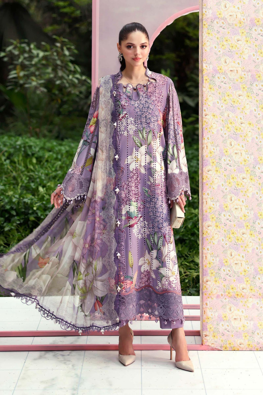 *SUMMER COLLECTION*

Variety of Colors & Designs Available
Maria.B/Iznik/ Premium Lawn Suit 3pc