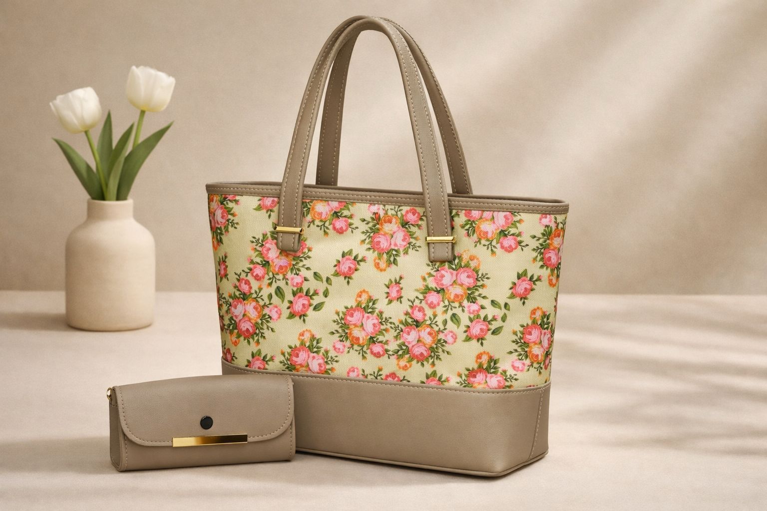 High Quality Printed 2 Piece Tote Bag With Wallet

Material Canvas And Regzine