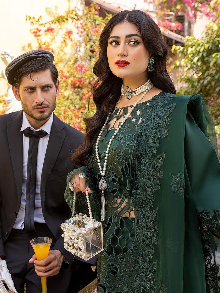 Brand :*Bin Ilyas Luxury Lawn Collection*/ repeat & restock 🌹
