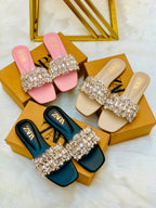 _*New Arrival*_

_*Zara Rhinestone Embellished Stone Flat Slipper*_

Size :- 36 To 41
Colour :- Black, Fawn, T-Pink
With Brand Box 📦